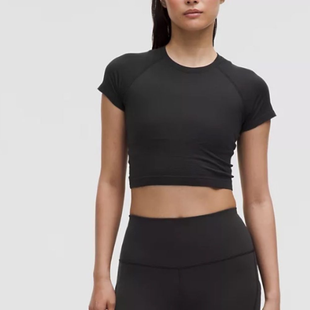 Lululemon swiftly tech cropped T shirt black